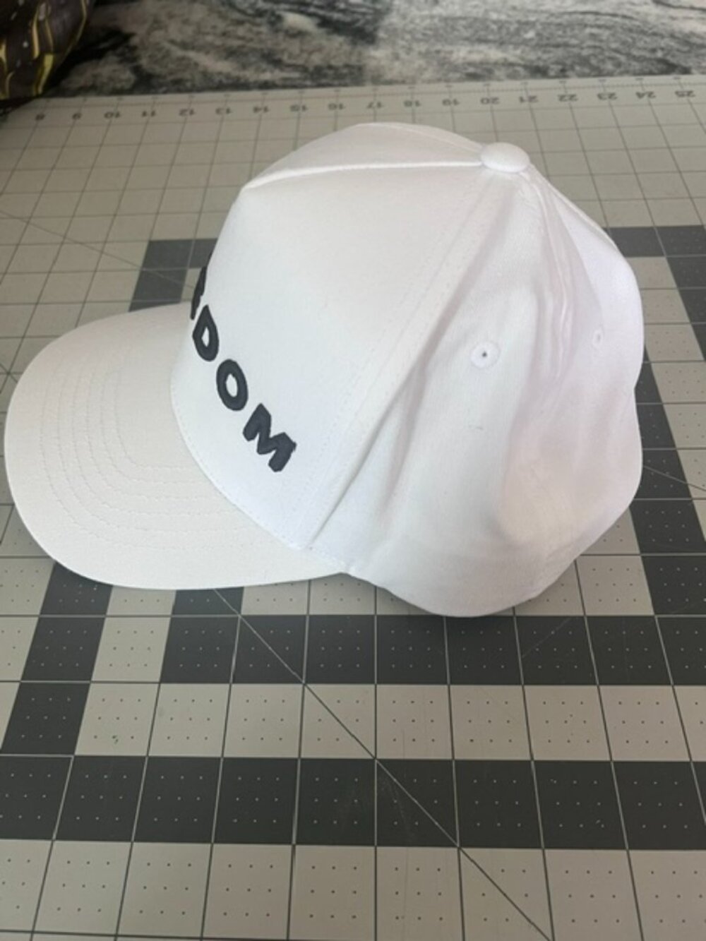 FREEDOM Cap 100% Cotton inspired by Charlie Kirk - Picture 2 of 5